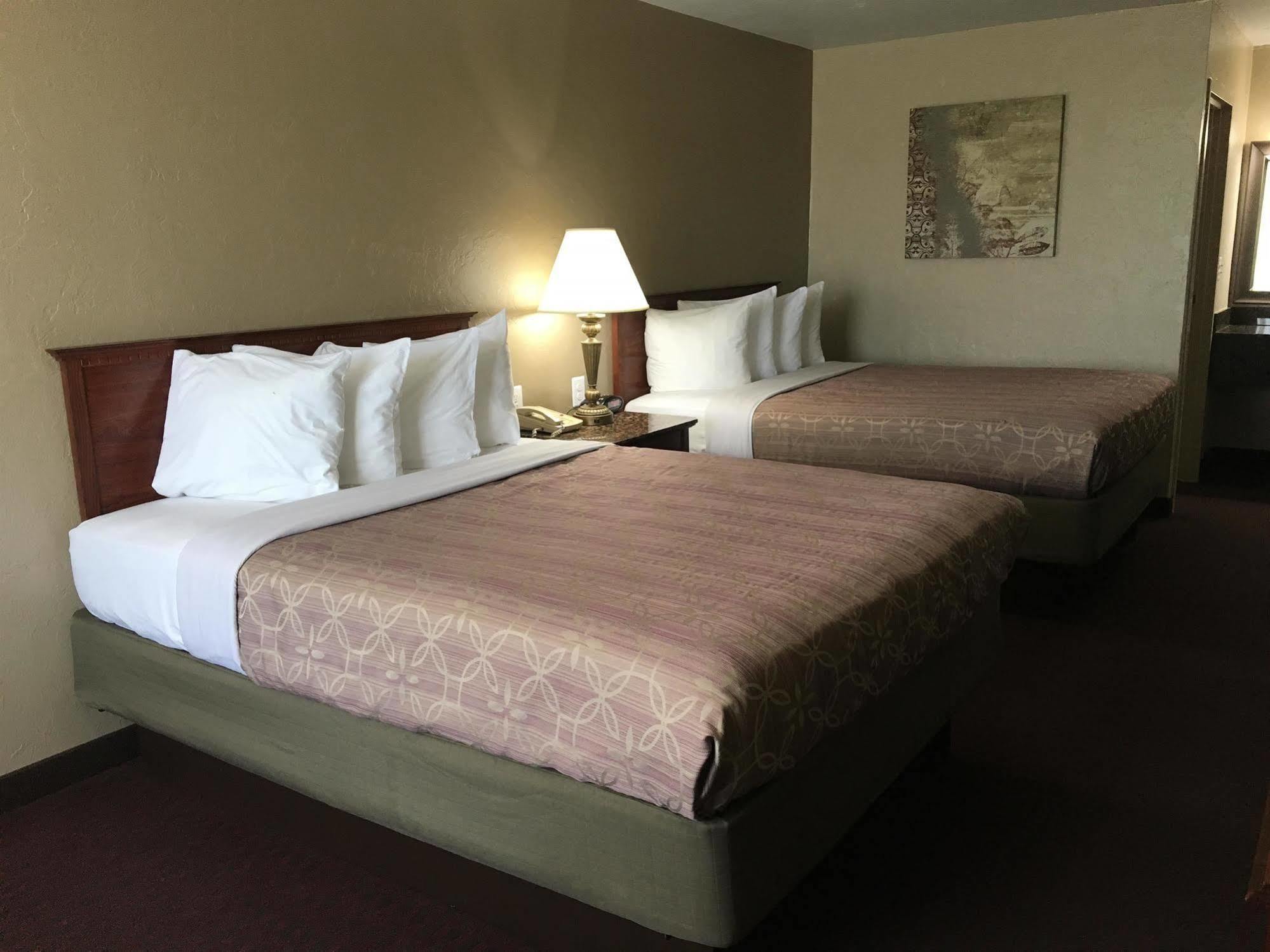 เบสต์ เวสเทิร์น เอล รีโน Hotel El Reno ภายนอก รูปภาพ